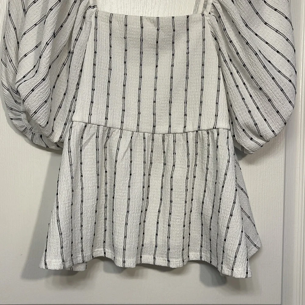 Madewell Puff Sleeve Empire Top Blouse Black White Stripe Size Med EUC #2721